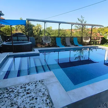 Agava Club Sremska Kamenica