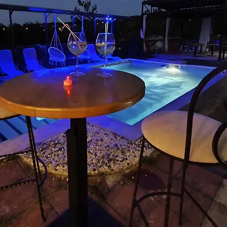 アパート Agava Club Sremska Kamenica